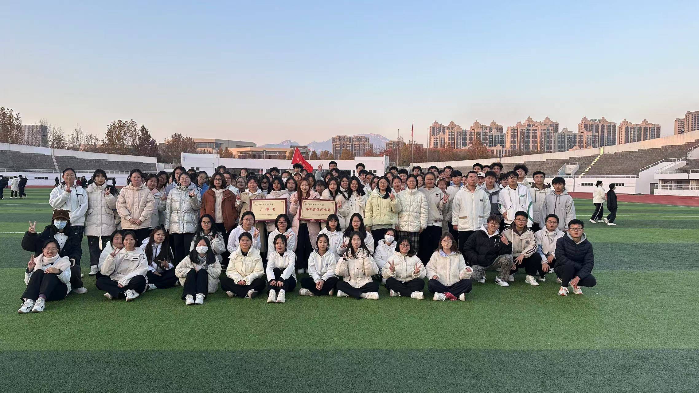 第四届阳光体育联赛圆满落幕，太阳成tyc122cc运动员们载誉而归